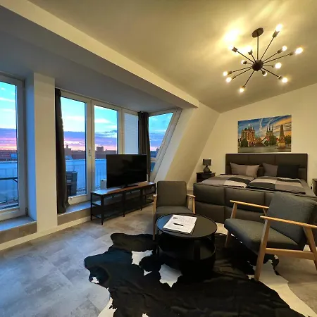 Talgarten Penthouse 1 דירה